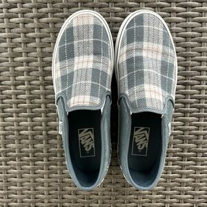 Womens Vans size 7.5
